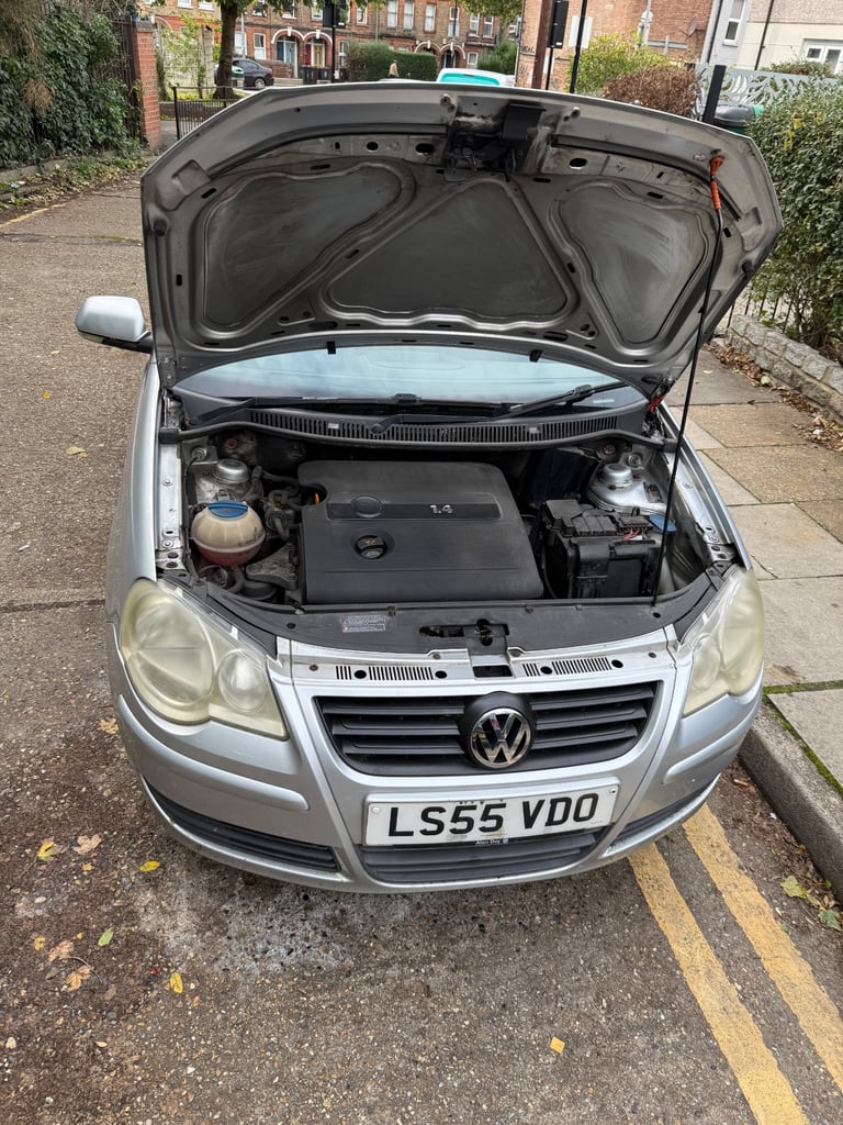 Volkswagen, POLO, Hatchback, 2005, automatic, 1390 (cc), 5 doors
