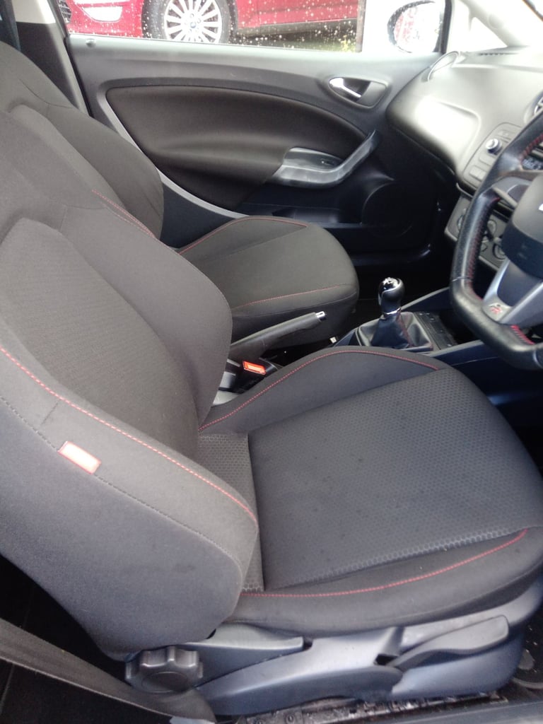 Seat, IBIZA, Hatchback, 2015, Manual, 1197 (cc), 3 doors