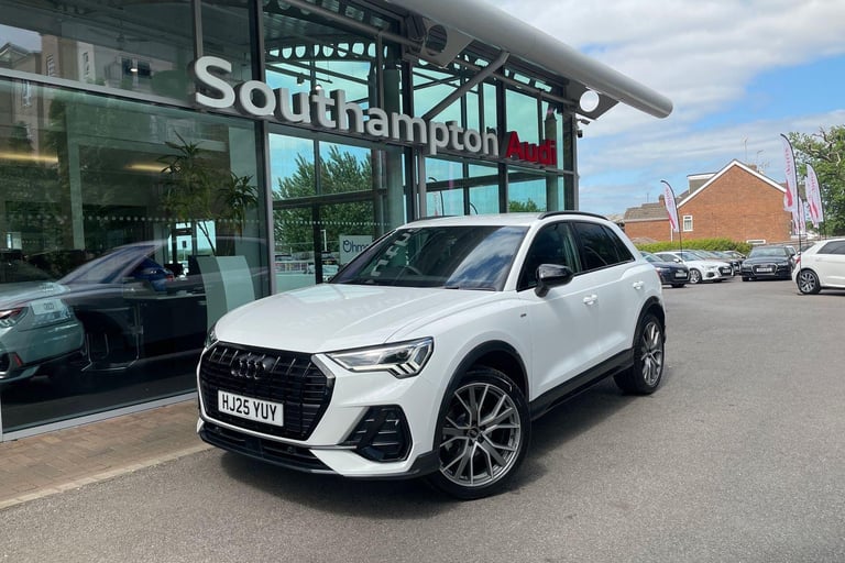 2025 Audi Q3 1.5 TFSI CoD 35 Black Edition SUV 5dr Petrol S Tronic Euro 6 (s/s) (150 ps) ESTATE P...