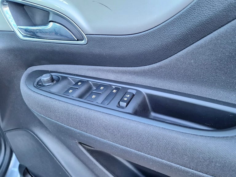 2015 Vauxhall Mokka 1.7 CDTi Exclusiv 5dr HATCHBACK Diesel Manual