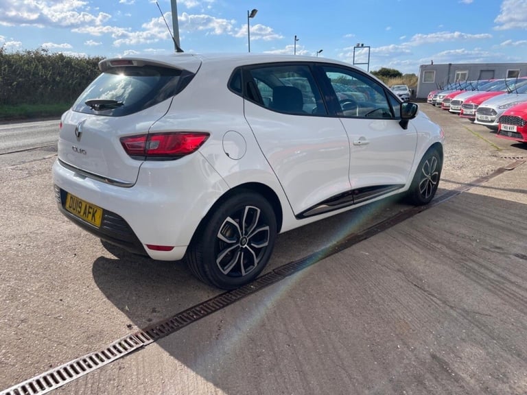  Renault Clio PLAY Petrol