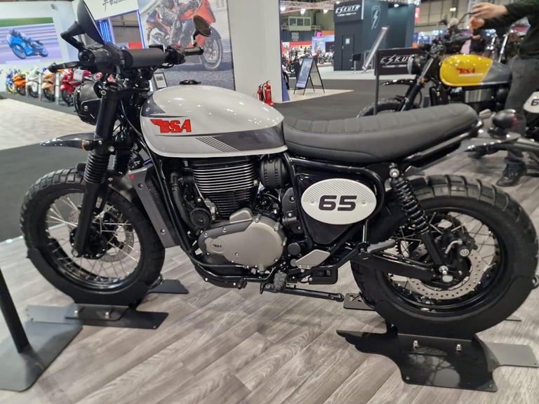 BSA Scrambler 650cc Classic Motorcycle Gold Star 