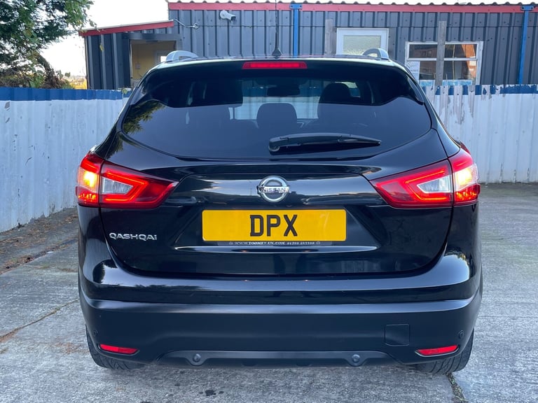 2015 Nissan Qashqai 1.6 DIG-T Tekna SUV 5dr Petrol Manual 2WD Euro 6 (s/s) (163