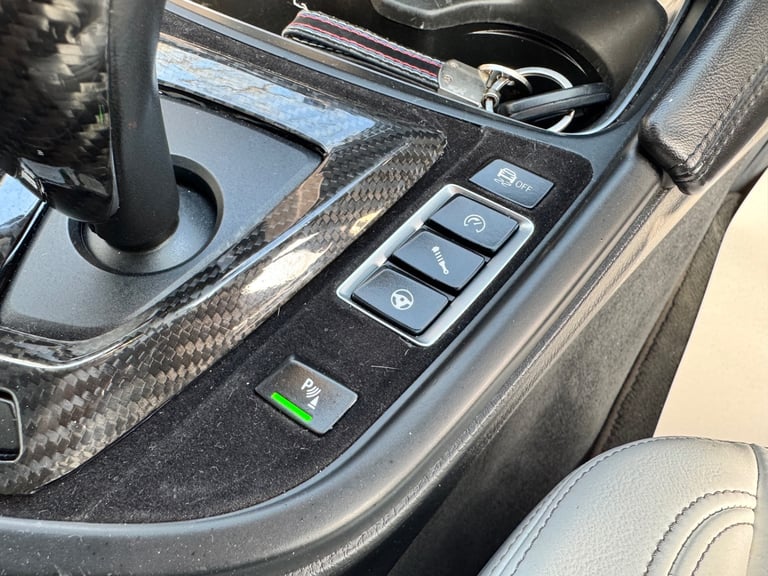 2018 (18) BMW M3 COMPETITION PACK DCT SALOON 3.0 BI TURBO + BLACK + INDIVIDUAL 