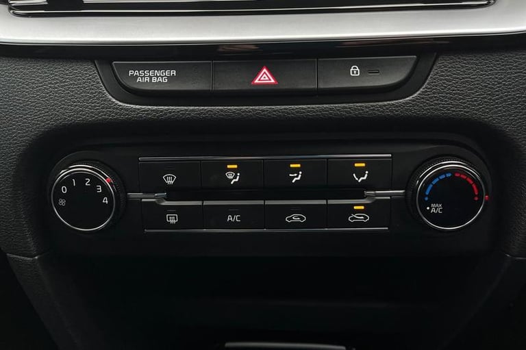 2020 Kia XCeed 1.0T GDi ISG Edition 5dr - REVERSING CAMERA with SENSORS, CRUISE CONTROL, P Hatchb...
