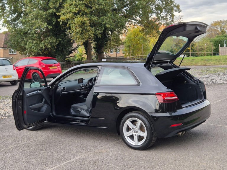 2017 Audi A3 1.5 TFSI CoD SE Euro 6 (s/s) 3dr HATCHBACK Petrol Manual