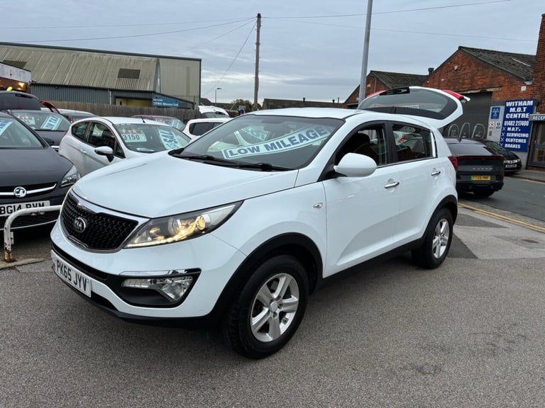 2015 Kia Sportage 1.6 GDi EcoDynamics 1 SUV 5dr Petrol Manual 2WD Euro 6 (s/s) (133 bhp) ESTATE P...