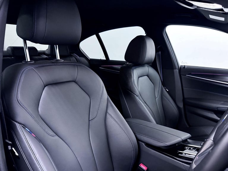 2022 BMW 5 Series 4.4 M550i V8 Saloon 4dr Petrol Steptronic xDrive Euro 6 (s/s) (530 ps) SALOON P...