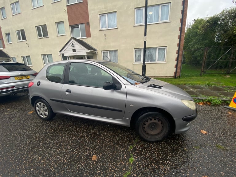 Peugeot, 206, Hatchback, 2002, Manual, 1360 (cc), 3 doors