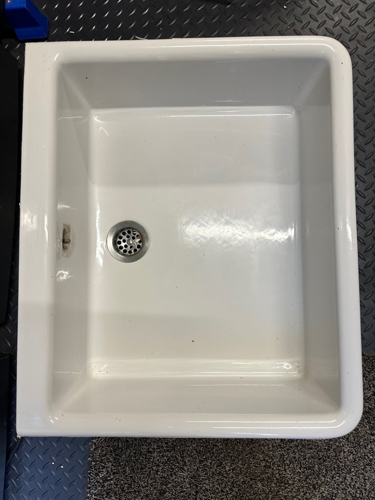 Belfast Butler Sink - Reduced