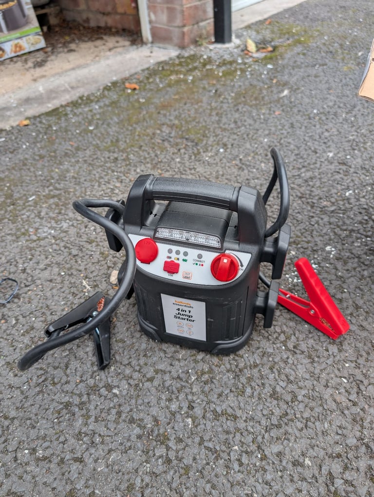 Halfords Essentials 4-in-1 Jump Starter – Excellent Condition