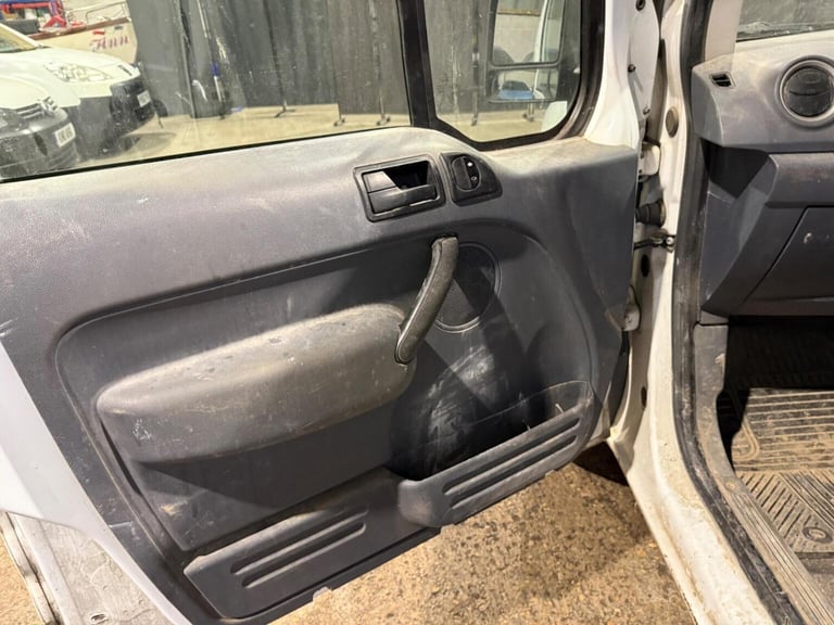 FORD TRANSIT CONNECT 1.8 TDCi T220 Crew Van L1 H1 4dr DPF 2013