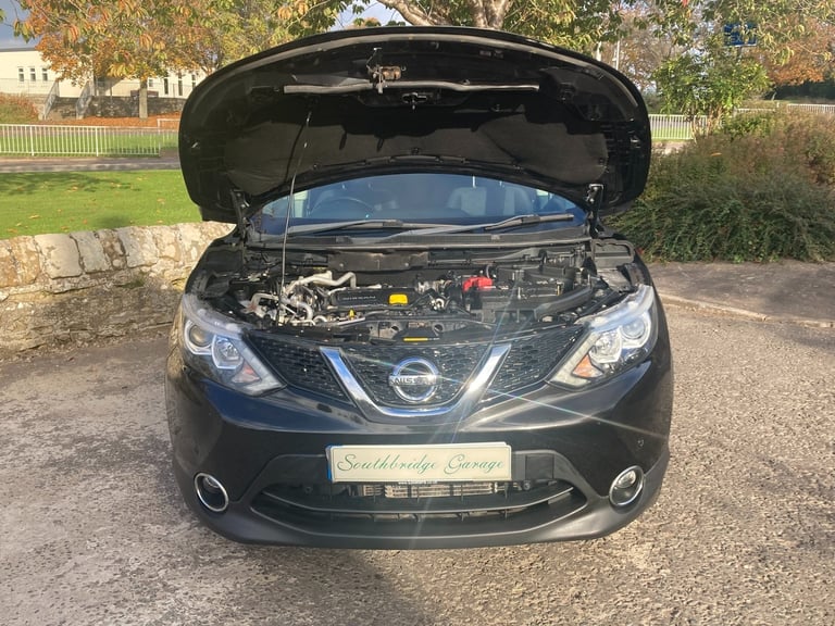 2016 Nissan Qashqai 1.6 dCi N-Connecta 5dr Xtronic HATCHBACK Diesel Automatic