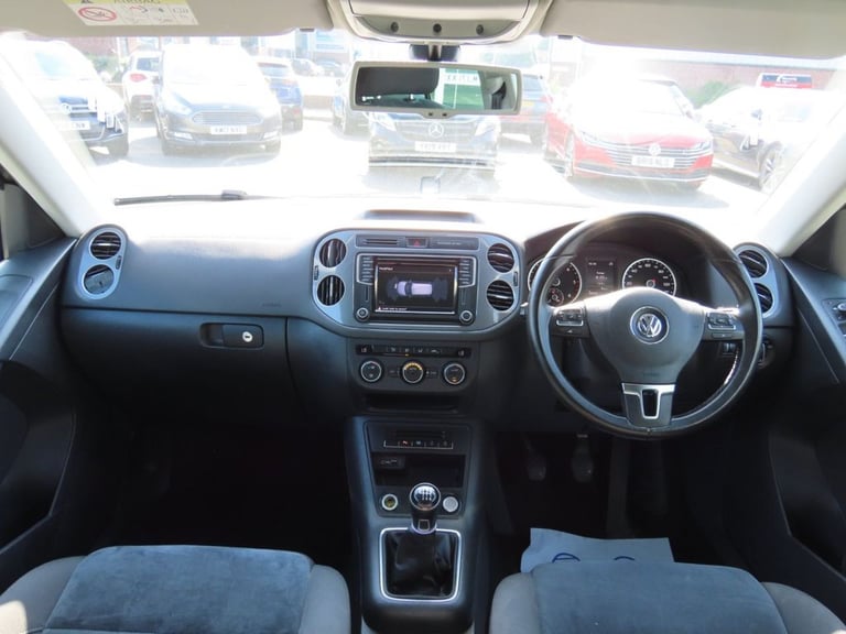 2016 Volkswagen Tiguan 2.0 TDI BlueMotion Tech Match Edition SUV 5dr Diesel Manual 2WD Euro 6 (s/...