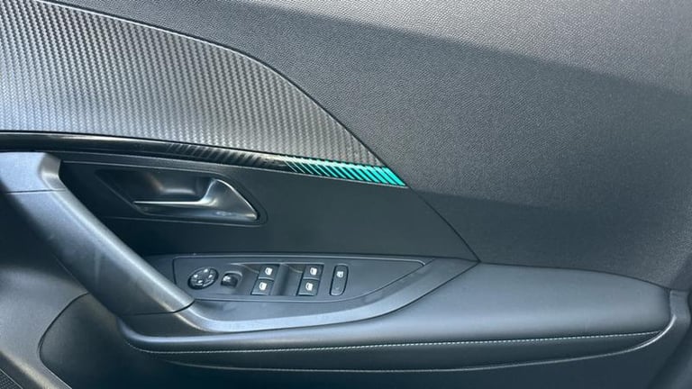 2022 Peugeot 2008 1.2 PureTech Allure Premium 5dr HATCHBACK PETROL Manual