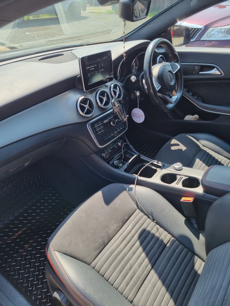 Mercedes-Benz, CLA, Estate, 2015, Semi-Auto, 2143 (cc), 5 doors