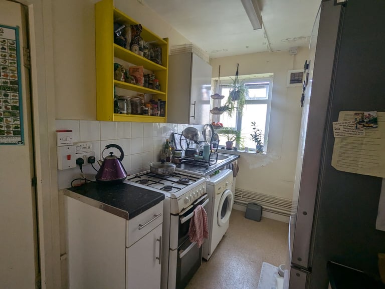 South East London Studio Flat to swap for same or bigger size.