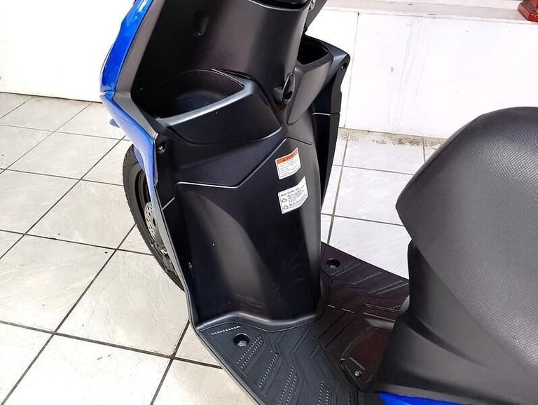 Suzuki Address 110 113  Moped 