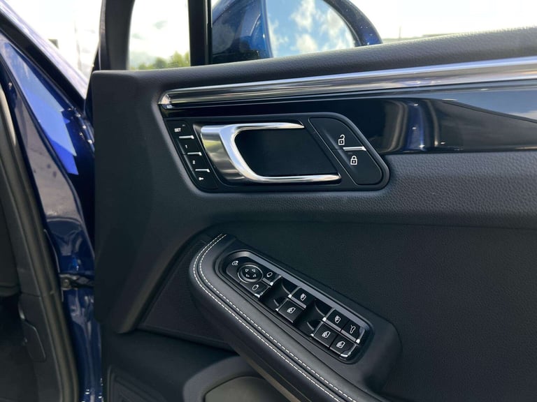 2025 Porsche Macan S SUV Petrol Automatic