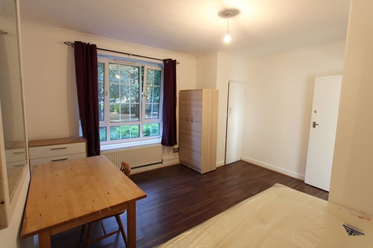 Double Room in shared accommodation 
