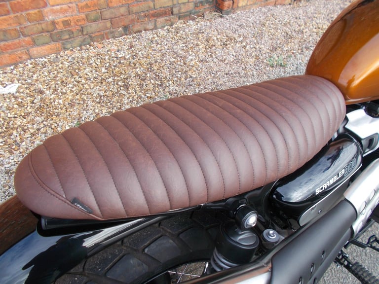 2024 TRIUMPH SCRAMBLER 900