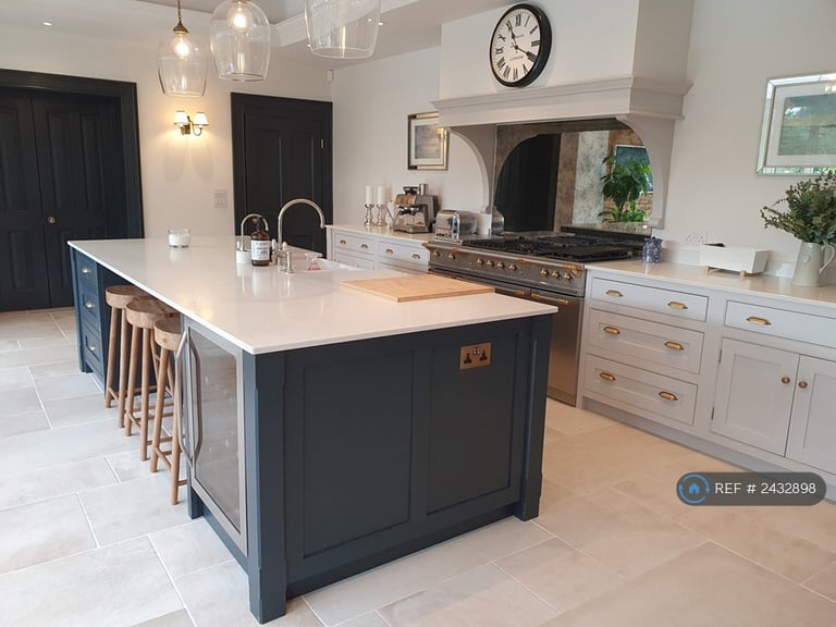 1 bedroom in Vicarage Lane, Northampton, NN6 (#2432898)
