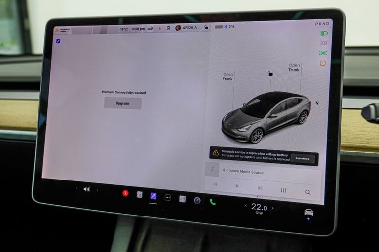 2020 Tesla Model 3 Standard Range Plus Saloon 4dr Electric Auto RWD (241 bhp) Saloon ELECTRIC Aut...