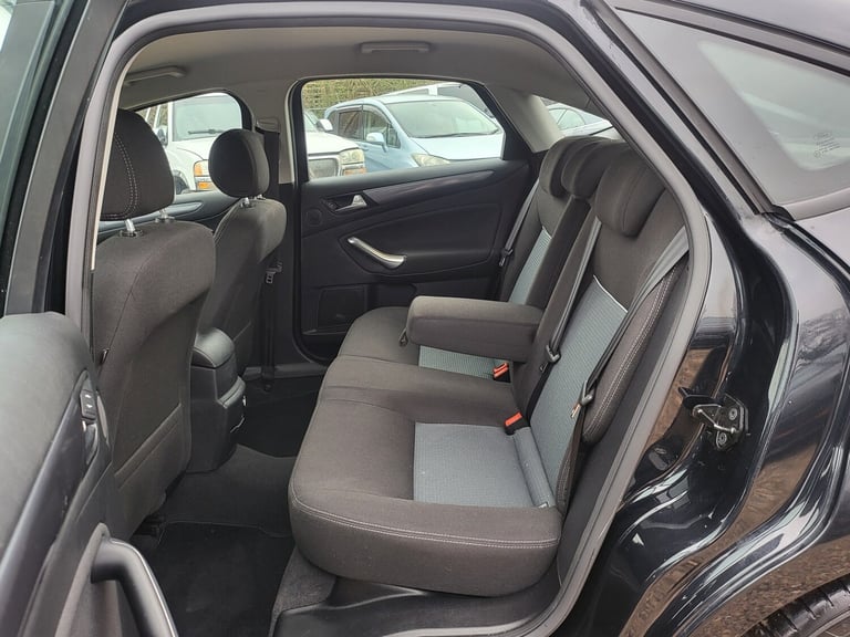 2012 FORD MONDEO 1.6 TDCi ECO ZETEC 5dr [Start Stop] BLACK £35 A YEAR ROAD TAX 