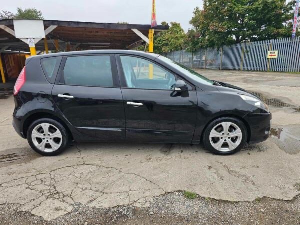 2011 Renault Scenic 1.5 dCi 110 Dynamique TomTom 5dr MPV Diesel Manual