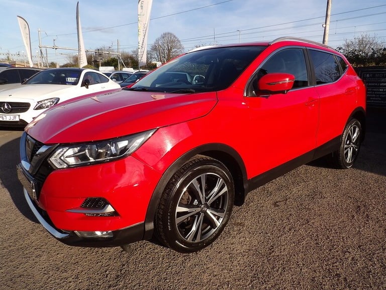 image for 2017 Nissan Qashqai 1.5 dCi N-Connecta 5dr HATCHBACK DIESEL Manual