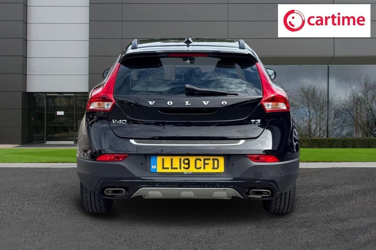 2019 19 VOLVO V40 CROSS COUNTRY 1.5 T3 GPF PRO HATCHBACK 5DR PETROL AUTO EURO 6 