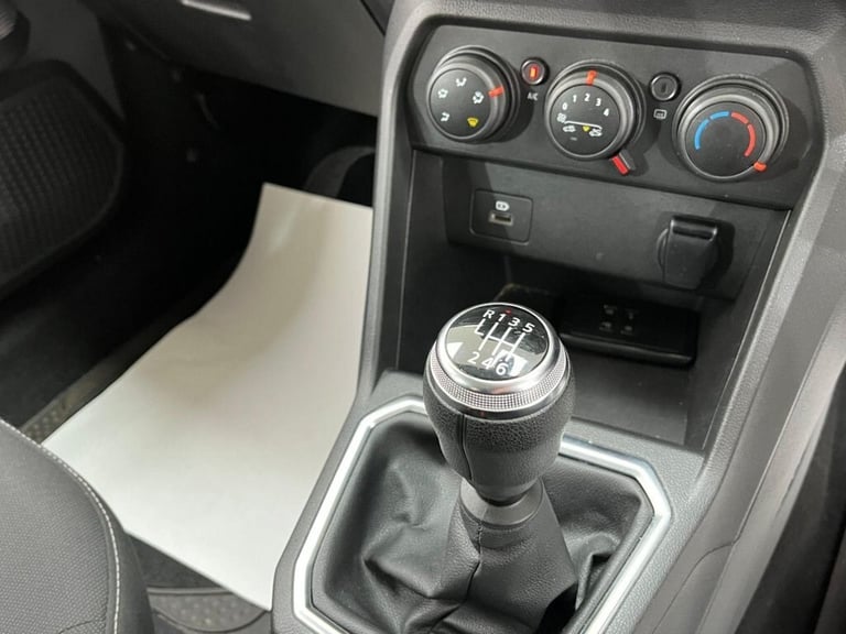 2022 Dacia Sandero Stepway 1.0 TCe Comfort Hatchback 5dr Petrol Manual Euro 6 (s/s) (90 ps) Hatch...