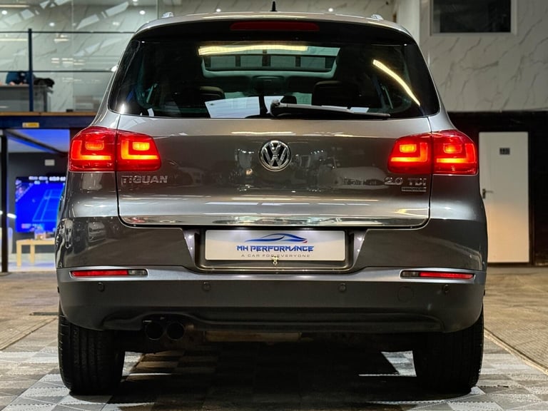 2014 Volkswagen Tiguan 2.0 TDI BlueMotion Tech Match 4WD Euro 5 (s/s) 5dr ESTATE Diesel Manual