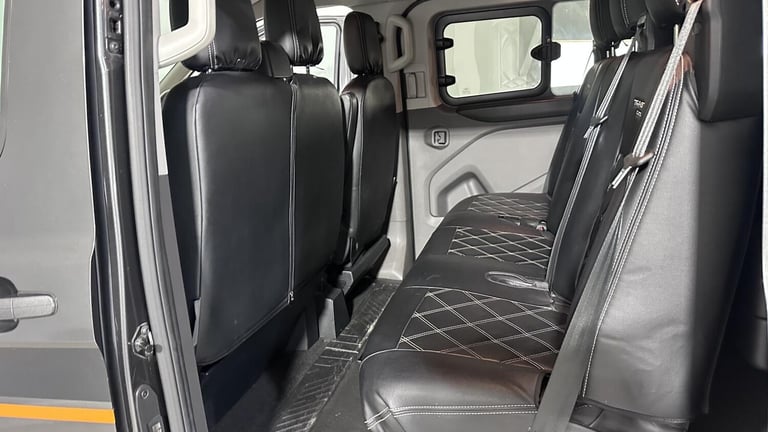 2020 Ford Transit Custom 2.0 EcoBlue 185ps Low Roof D/Cab Limited Van PANEL VAN DIESEL Manual