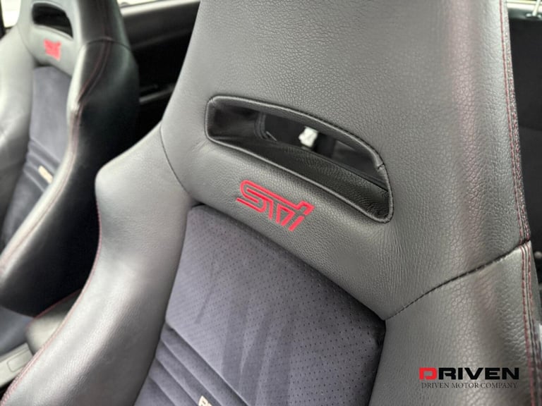 SUBARU WRX STi 2.5 TYPE UK 4DR HATCHBACK + FREE DELIVERY TO YOUR DOOR !