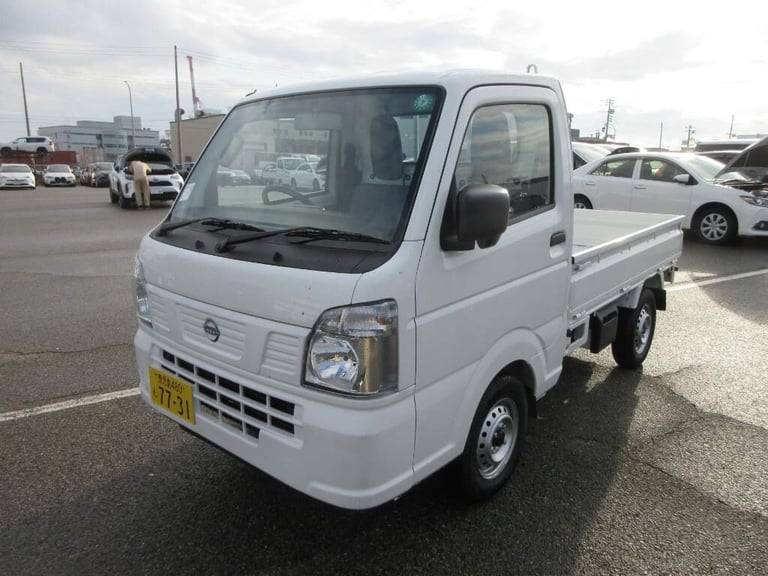 2024 Nissan NT100 Clipper DX 4WD MANUAL 660cc KEI TRUCK DELIVERY MILEAGE Pickup Petrol Manual