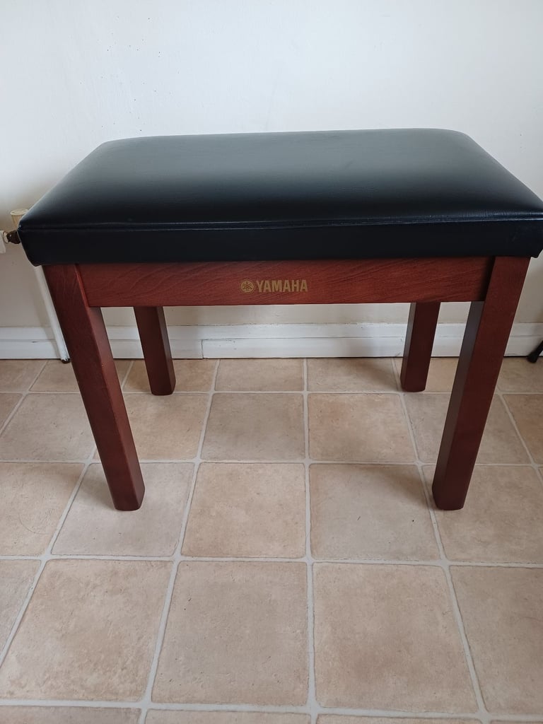 Yamaha piano stool