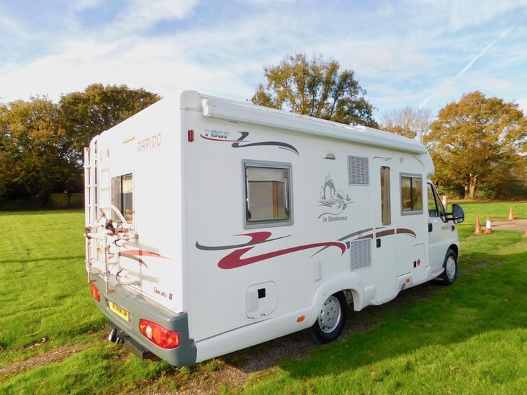 RAPIDO 786F Fiat 2.8 Jtd 4 Berth with Fixed Rear French DOUBLE BED for Sale