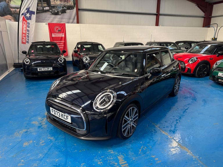2024 MINI Hatch 1.5 Cooper Exclusive 5dr Auto [Comfort/Nav Pack] HATCHBACK Petrol Automatic