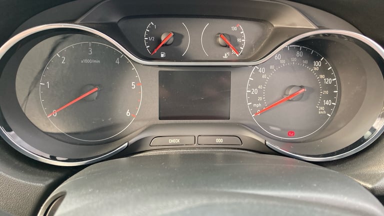 2018 Vauxhall Grandland X 1.5 Turbo D Sport Nav 5dr Diesel Hatchback Hatchback Diesel Manual