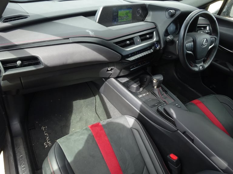 2020 20 REG LEXUS UX 250H F SPORT HYBRID AUTO DAMAGED REPAIRABLE SALVAGE