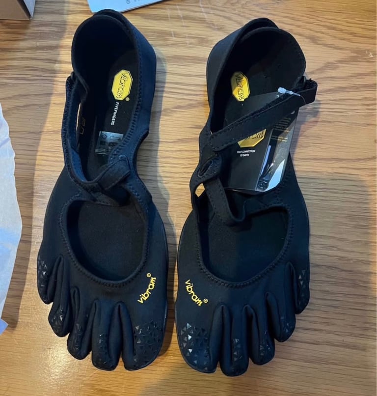 image for Vibrant five fingers woman's shoes V-Soul. NEW