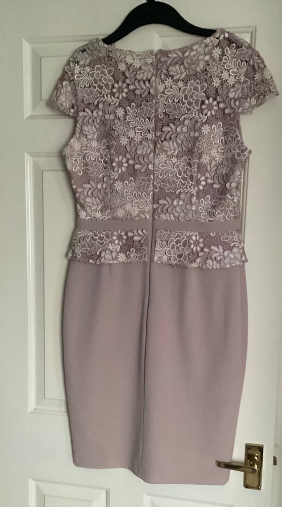 Phase Eight women’s dress suit