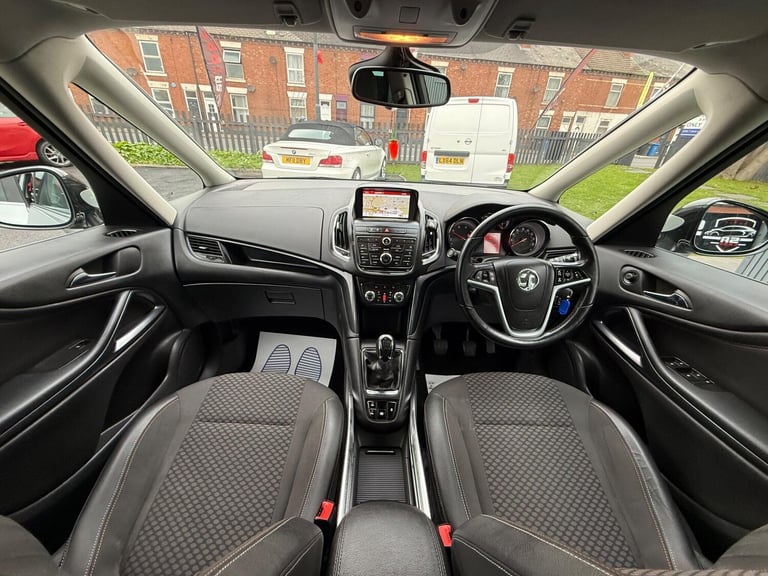 2016 Vauxhall Zafira Tourer 1.6 CDTi ecoFLEX Tech Line MPV 5dr Diesel Manual Euro 6 (s/s) (136 ps...