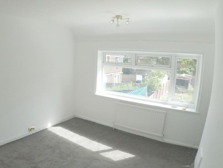 Hillend Road, Manchester, M23