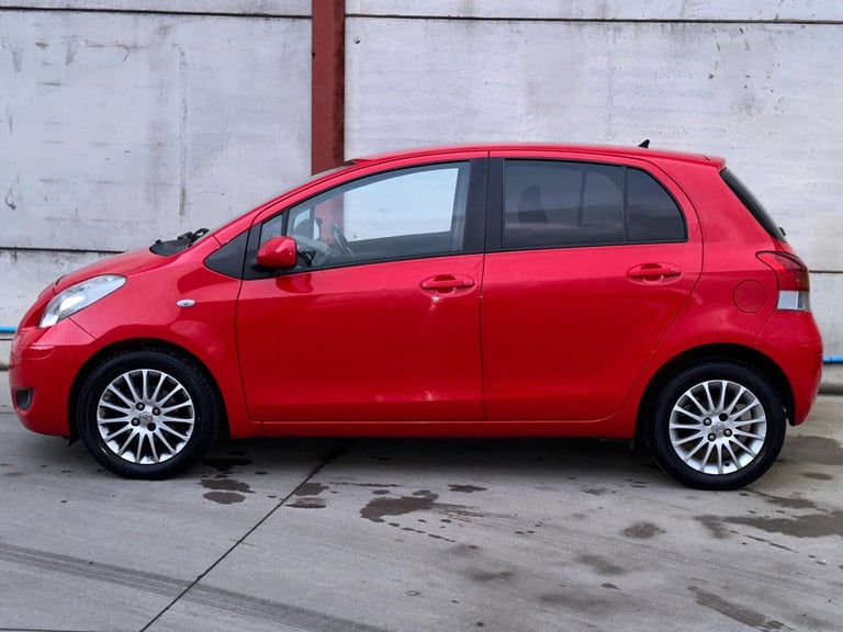 2009 Toyota Yaris 1.33 VVT-i SR 5dr [6] HATCHBACK PETROL Manual