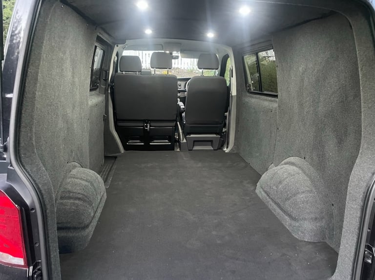 2022 vw transporter 150 6speed 