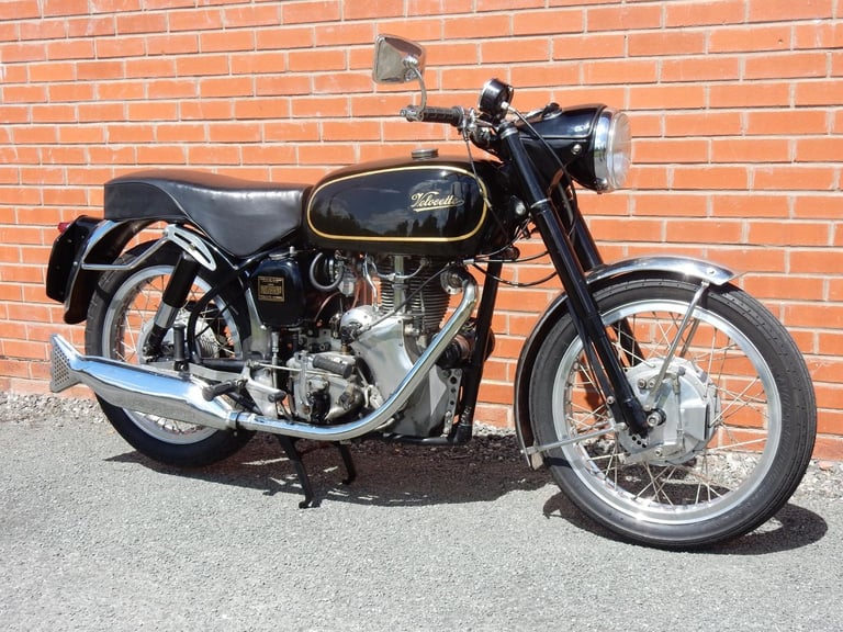 VELOCETTE VENOM IN CLUBMAN SPEC 1959 500cc very nice condition easy starter-vdeo