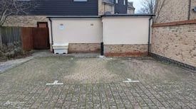 FANTASTIC Parking Space to rent in Cambridge (CB4)