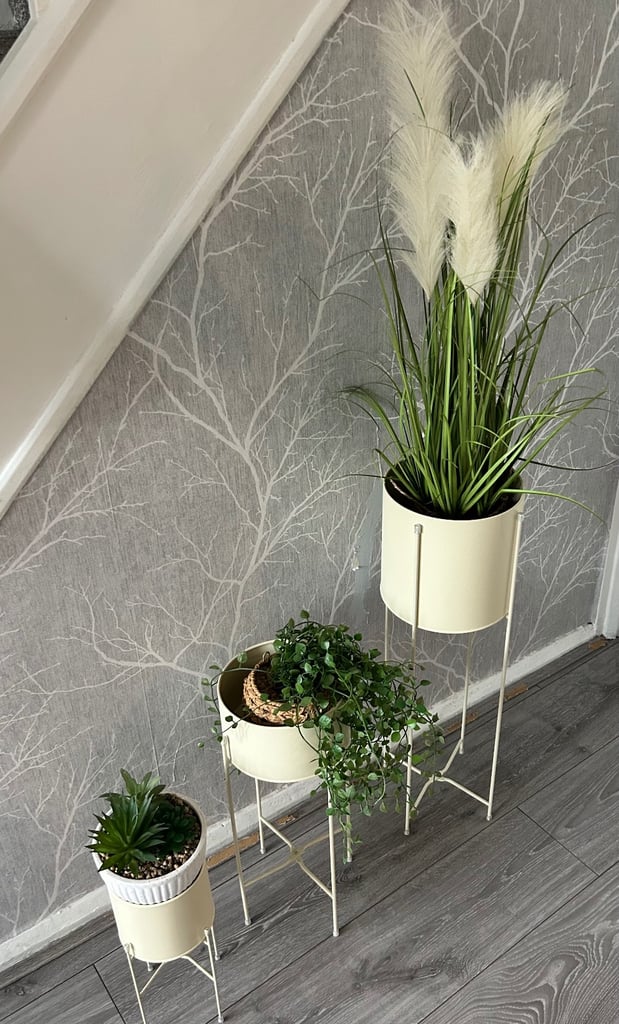 image for 3 decorative faux plants with stand